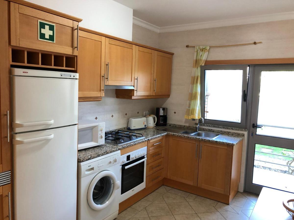 Apartamentos Pomba Branca Olhos de Agua  Luaran gambar