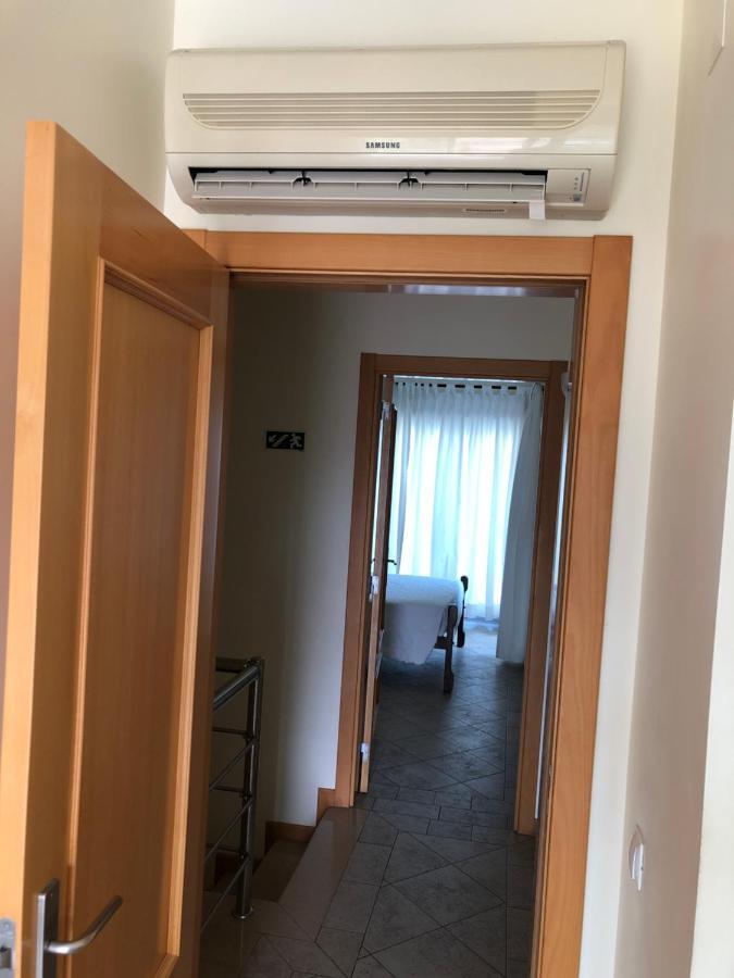 Apartamentos Pomba Branca Olhos de Agua  Luaran gambar